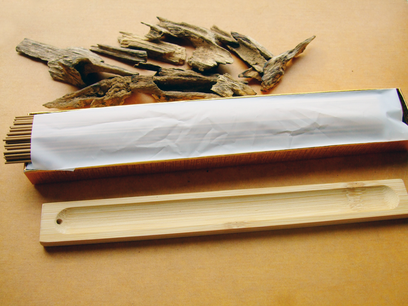Natural Vietnam Oudh Incense S - Home Fragrance Vanilla Cashmere のレビューと価格