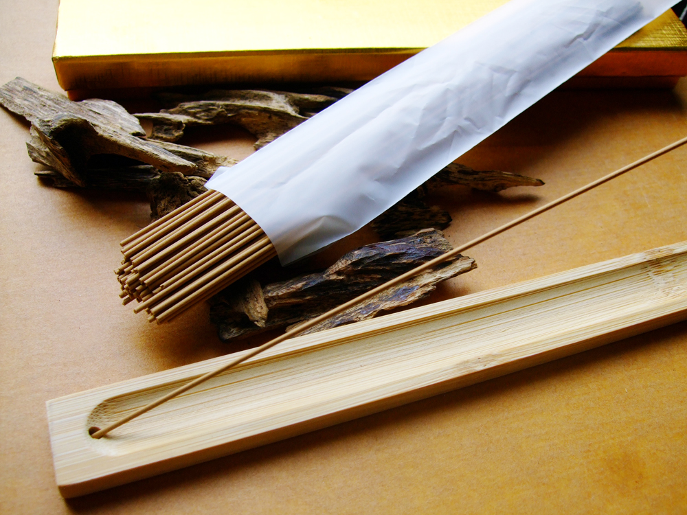 Natural Vietnam Oudh Incense S - Home Fragrance Vanilla Cashmere のレビューと価格