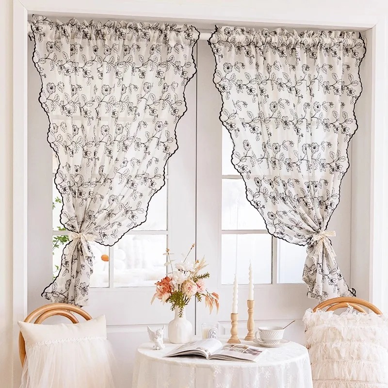 French Retro Lace Gauze Curtai - Home Fragrance In French のレビューと価格