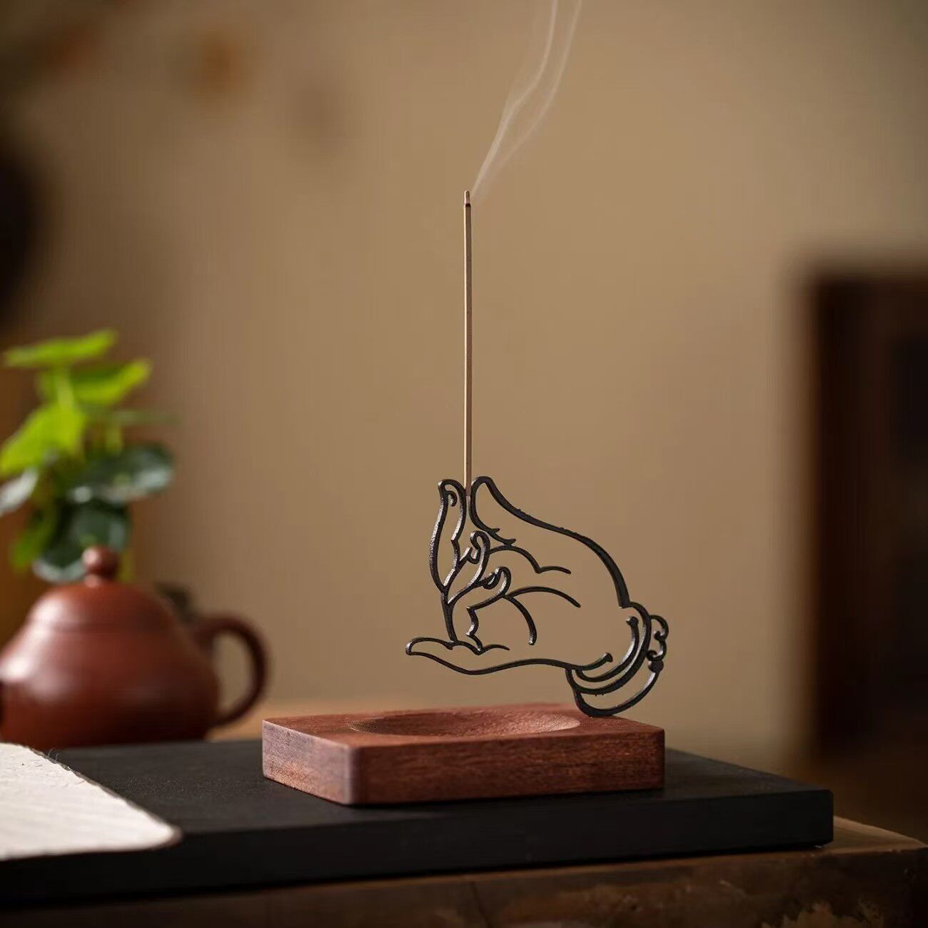 Buddha Hand Incense Stick Hold - Home Fragrance Vanilla Cashmere のレビューと価格